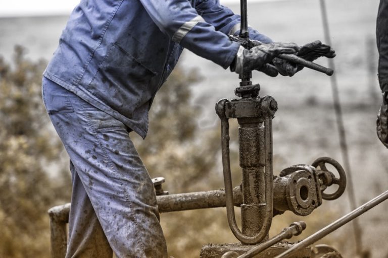 finding-an-entry-level-oil-field-job-drillers