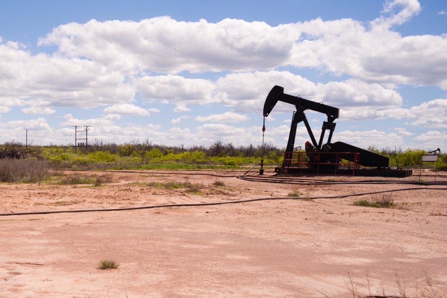 Oil pump used in fracking/pressure pumping companies