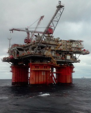 oil-rig-5232047_640 NEBOSH Courses